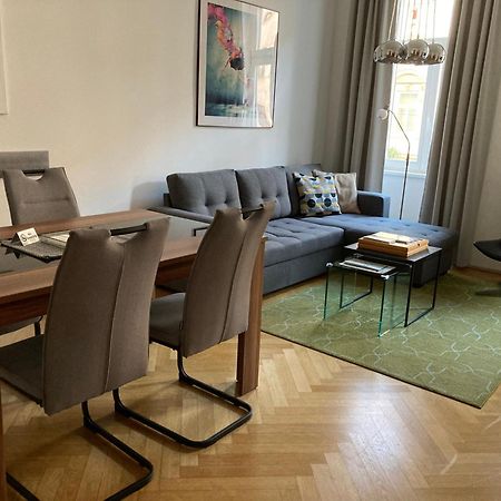 Apartment Vienna Living Luaran gambar