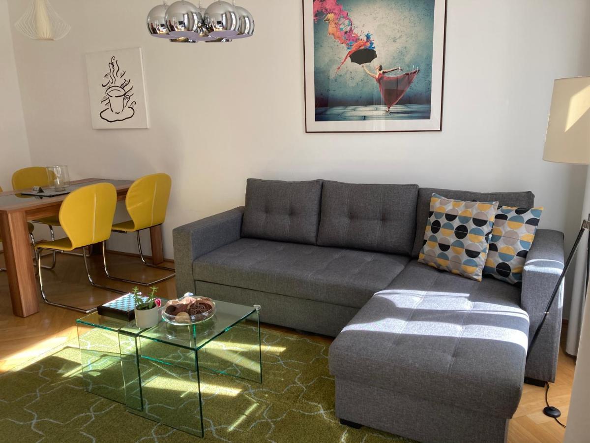 Apartment Vienna Living Luaran gambar