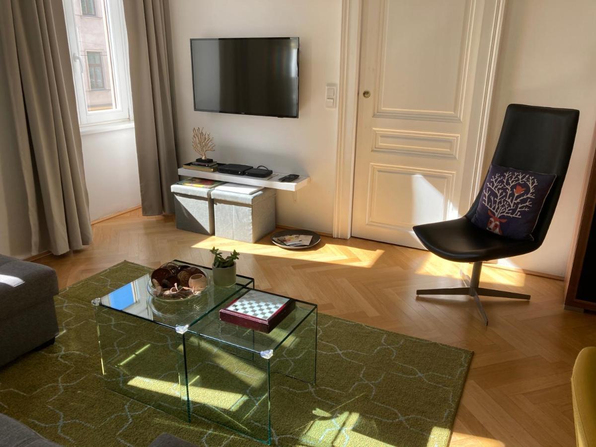 Apartment Vienna Living Luaran gambar