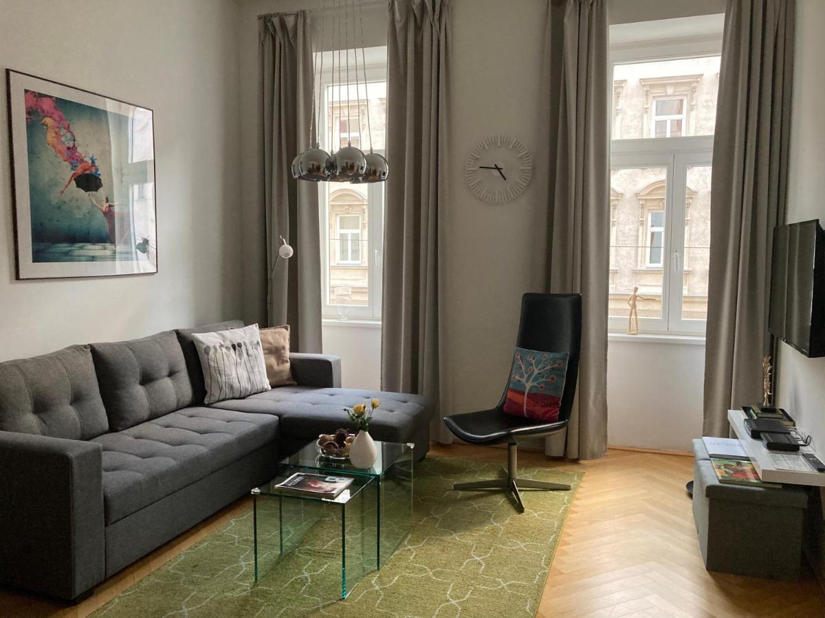 Apartment Vienna Living Luaran gambar